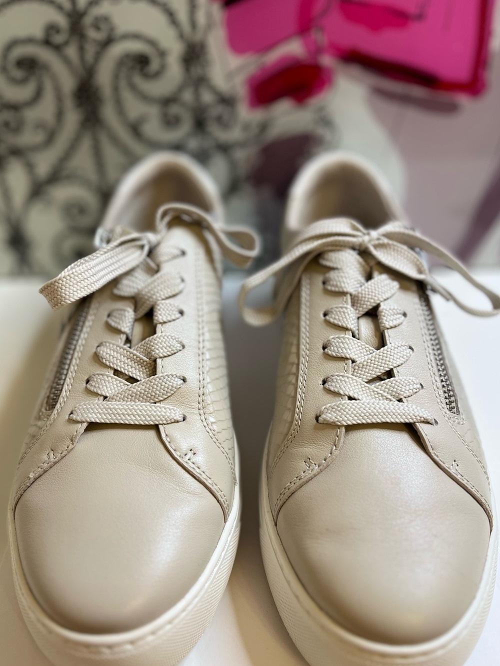 Frankie4 Women's Nat Nude Leather Snake Print Sneakers with Side Zip - Size 9.5